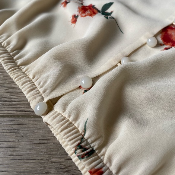 Aritzia Wilfred Sofiane Blouse (cream) - Picture 3 of 6